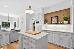 381 Carleton Cir, Spartanburg, SC 29301 - Photo 17