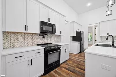 6025 Highway 101 N, Gray Court, SC 29645 - Photo 11