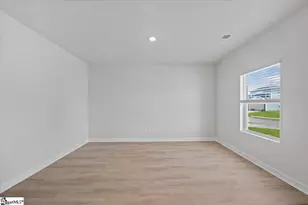 1584 Erindale Dr, Wellford, SC 29385 - Photo 3