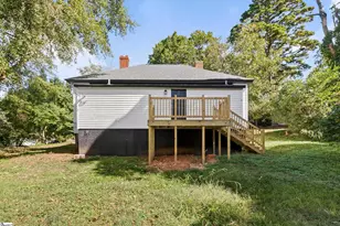 25 S Riegel Ave, Ware Shoals, SC 29692 - Photo 29