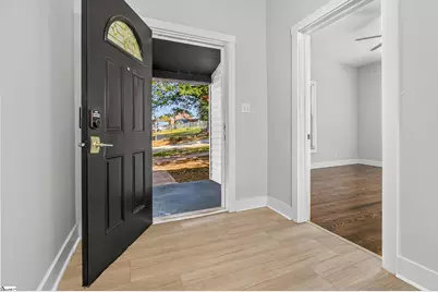 25 S Riegel Avenue, Ware Shoals, SC 29692 - Photo 7