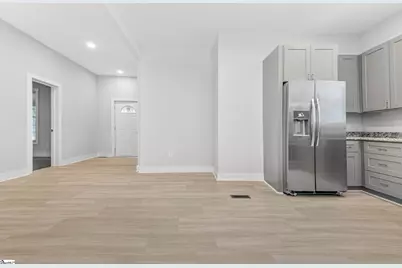 25 S Riegel Avenue, Ware Shoals, SC 29692 - Photo 15