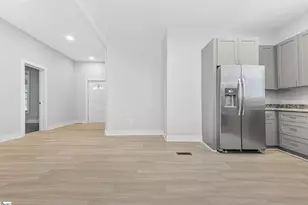 25 S Riegel Ave, Ware Shoals, SC 29692 - Photo 15