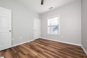 632 McKenna Cir, Greenville, SC 29615 - Photo 13