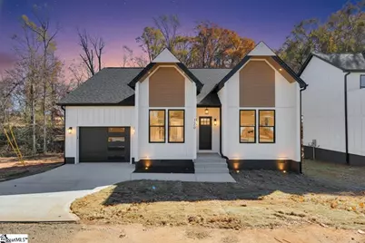 120 Lyman Avenue, Duncan, SC 29334 - Photo 1