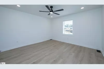 406 Fairview Street, Fountain Inn, SC 29644 - Photo 23