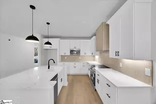 128 Lyman Ave, Duncan, SC 29334 - Photo 7