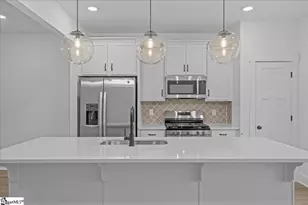 411 W Parima Ct, Spartanburg, SC 29301 - Photo 5