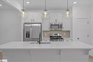 413 W Parima Ct, Spartanburg, SC 29301 - Photo 5