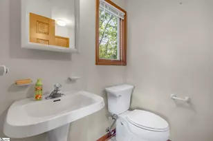 104 Fairway Ln, Westminster, SC 29693 - Photo 21