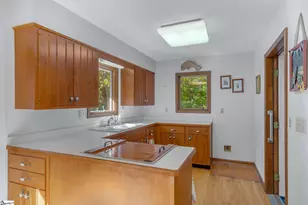 104 Fairway Ln, Westminster, SC 29693 - Photo 11