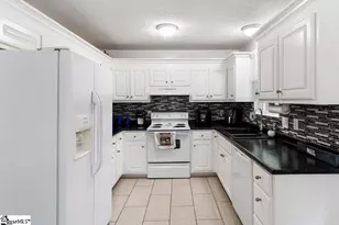 110 Edwards Ave, Greer, SC 29650 - Photo 11