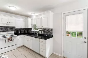 110 Edwards Ave, Greer, SC 29650 - Photo 9