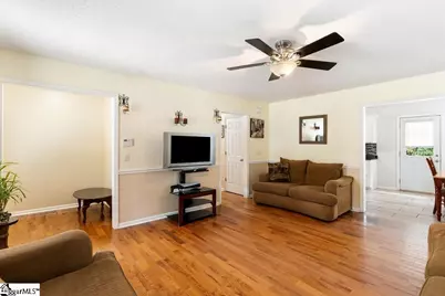 110 Edwards Avenue, Greer, SC 29650 - Photo 5