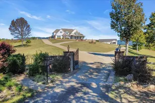 158 Glassy Rd, Landrum, SC 29356 - Photo 3