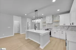 124 Lyman Ave, Duncan, SC 29344 - Photo 17