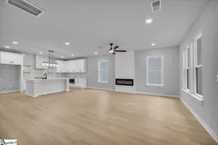 124 Lyman Ave, Duncan, SC 29344 - Photo 11