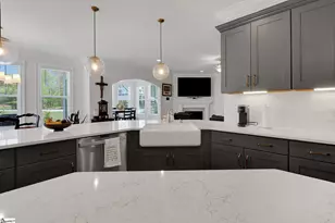 201 Tyrian Dr, Greenville, SC 29607 - Photo 15