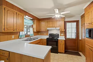 27 Riverview Dr, Greenville, SC 29611 - Photo 15