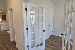 421 Barbican Pl, Greenville, SC 29605 - Photo 15