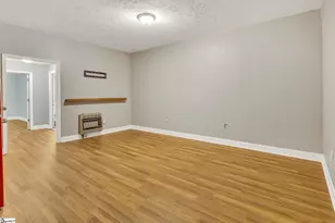 207 N Hogan Dr, Westminster, SC 29693 - Photo 17