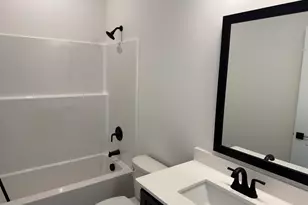 221 Rolling Waters Dr, Greenville, SC 29605 - Photo 19