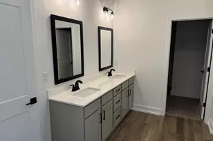 219 Rolling Waters Dr, Greenville, SC 29605 - Photo 9