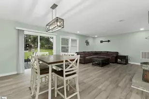 307 Barry Dr, Greer, SC 29650 - Photo 7