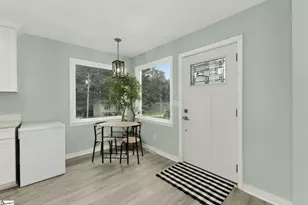 307 Barry Dr, Greer, SC 29650 - Photo 9