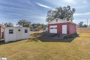 2501 Dobbins Bridge Rd, Anderson, SC 29626 - Photo 11