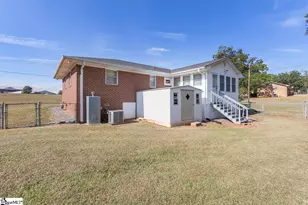 2501 Dobbins Bridge Rd, Anderson, SC 29626 - Photo 9