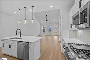 412 Crestcreek Dr, Anderson, SC 29621 - Photo 5