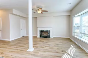 331 W Pointe Dr, Spartanburg, SC 29301 - Photo 5