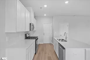 2 Angel Wood Dr, Piedmont, SC 29673 - Photo 13