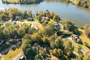 1904 Lake Cunningham Rd, Greer, SC 29651 - Photo 23