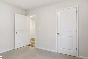 211 Pristine Dr, Greenwood, SC 29646 - Photo 9