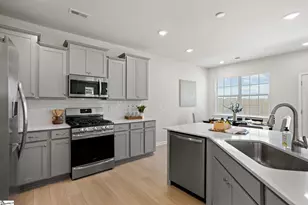 19 Fennec Dr, Fountain Inn, SC 29644 - Photo 15