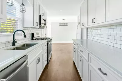 907 Highway 14, Simpsonville, SC 29681 - Photo 9