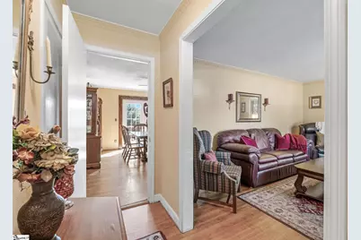 616 Heathwood Drive, Taylors, SC 29687 - Photo 5