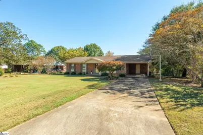 616 Heathwood Drive, Taylors, SC 29687 - Photo 3