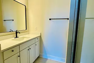 9 Hawthorne Ln, Greenville, SC 29605 - Photo 25