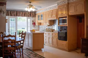 400 Wedgewood Dr, Greenville, SC 29609 - Photo 15