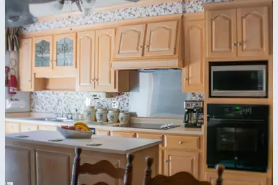 400 Wedgewood Drive, Greenville, SC 29609 - Photo 17