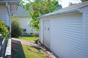 400 Wedgewood Dr, Greenville, SC 29609 - Photo 41