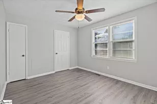 161 Oak St, Boiling Springs, SC 29316 - Photo 15