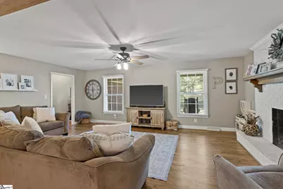 613 Sulphur Springs Road, Greenville, SC 29617 - Photo 7