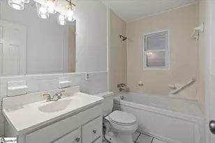 162 Lincoln Dr, Spartanburg, SC 29306 - Photo 9