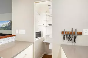 24 Townes Square Ln, Greenville, SC 29609 - Photo 9