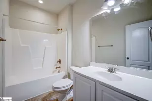 704 Center Rd, Greenville, SC 29687 - Photo 15