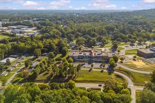 105 E Belvue Rd, Greenville, SC 29687 - Photo 31